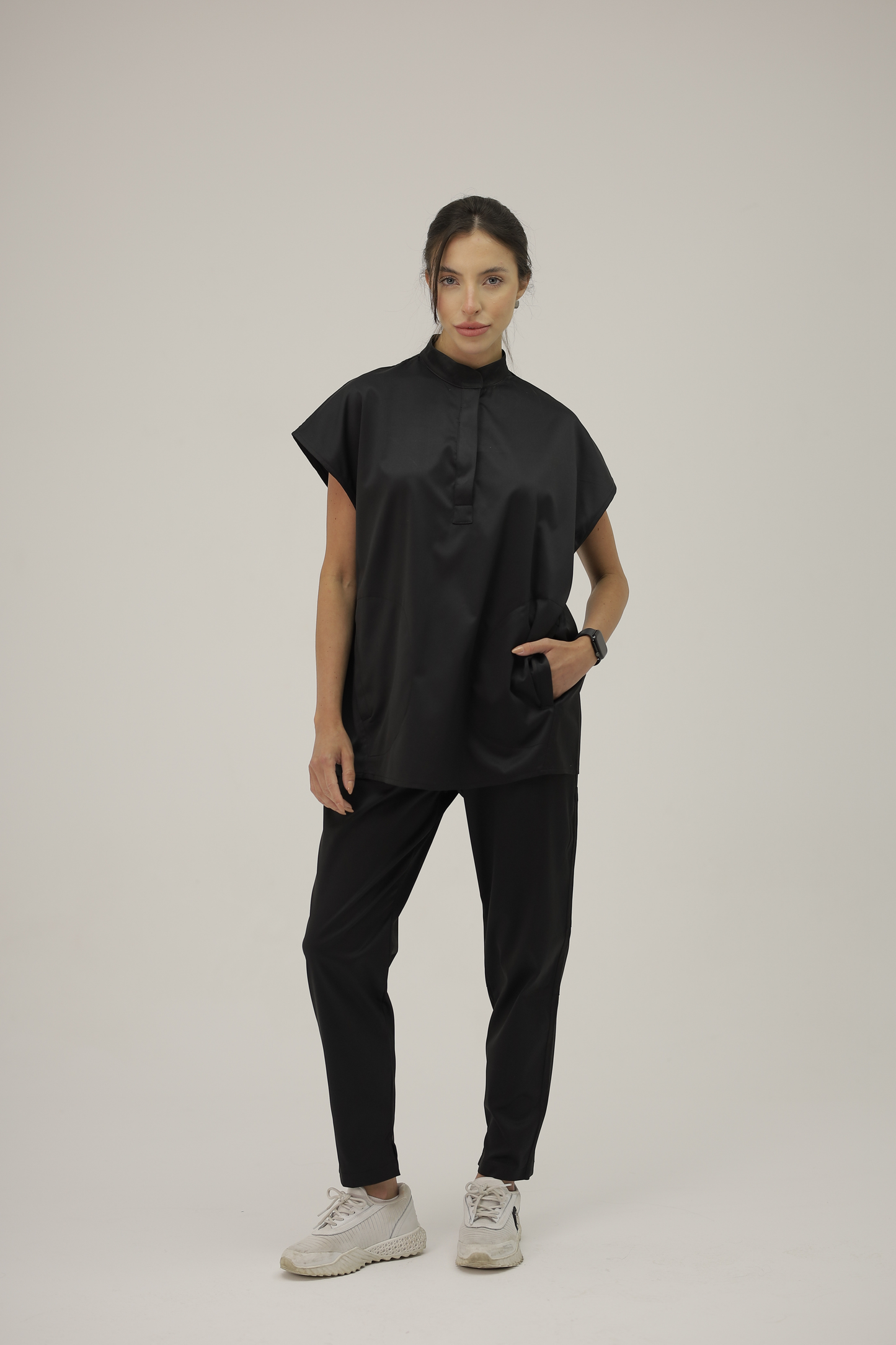 Ybra Grace – Black
